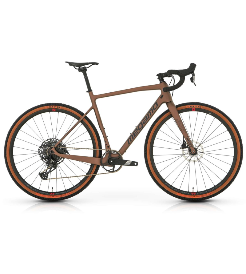 MEGAMO WEST 15 2025 BROWN
