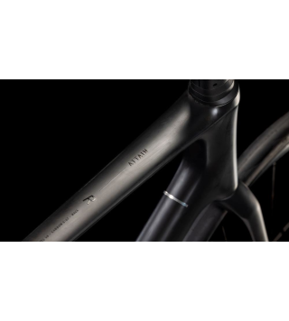 CUBE ATTAIN C62 RACE 2025 BLACKLINE